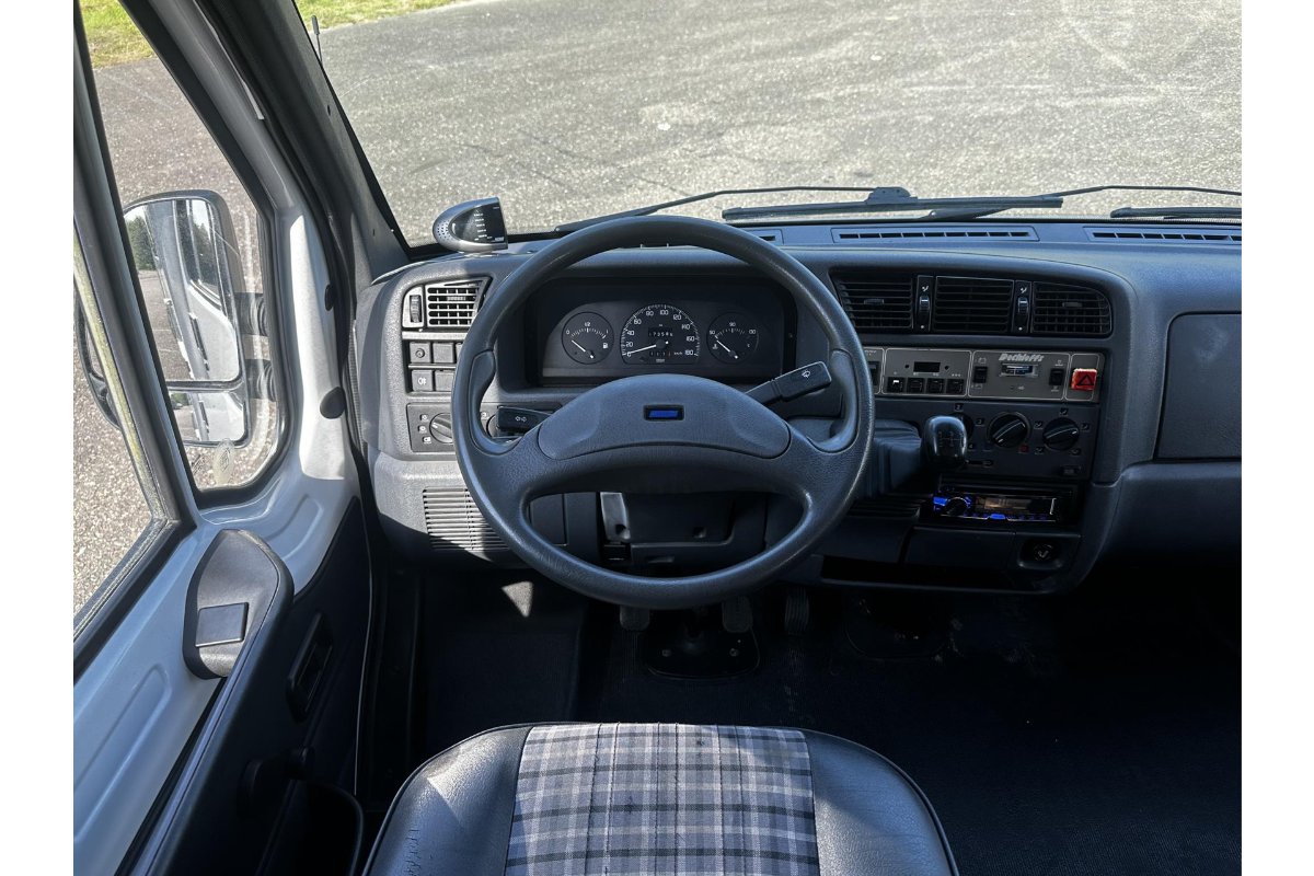 38198110-1.jpg