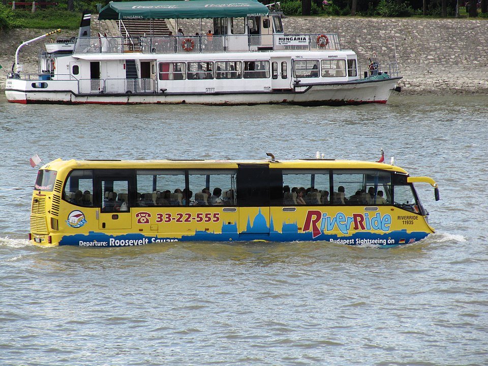 960px-River-Ride_-_Budapest.jpeg