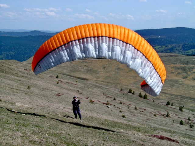 IM000181 Paraglajding, Cigota, pogled na Murtenicu, 3.05.2004.god..JPG
